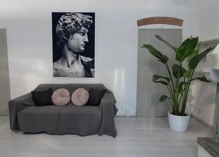 Santa Croce Apartment